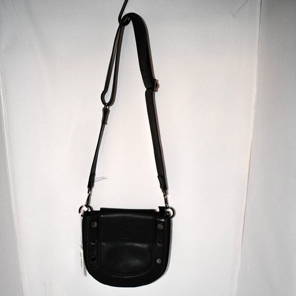 Hammitt Kayce MED Pebble Leather Magnetic Saddle Crossbody Bag in Black #17319 N - Picture 1 of 6